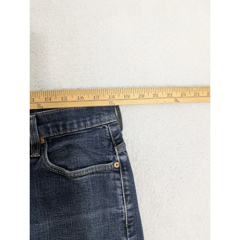 Levis levi 569